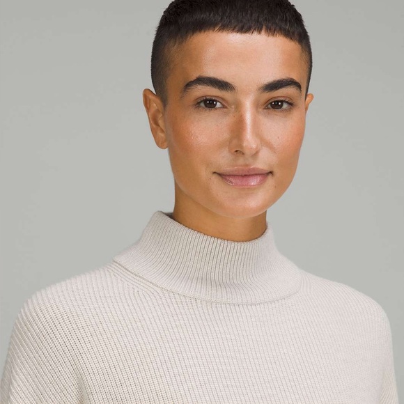 LULULEMON • Merino Wool-Blend Ribbed Turtleneck in Heathered Natural Ivory - Picture 2 of 10